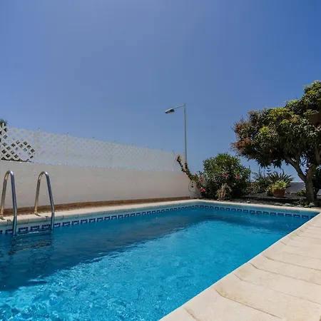 Margret Con Piscina Privada En Villa Costa Adeje (Tenerife)