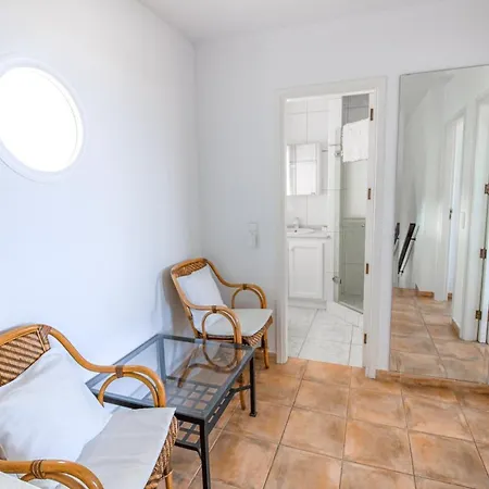 Margret Con Piscina Privada En *