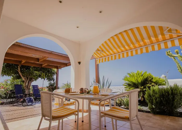 Margret Con Piscina Privada En 빌라